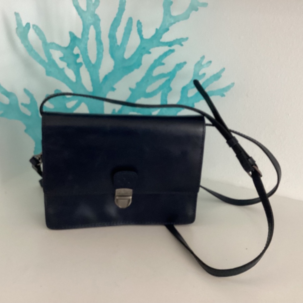 NWT PATRICIA NASH NAVY BLUE LEATHER CROSSBODY BAG PURSE - Picture 4 of 14